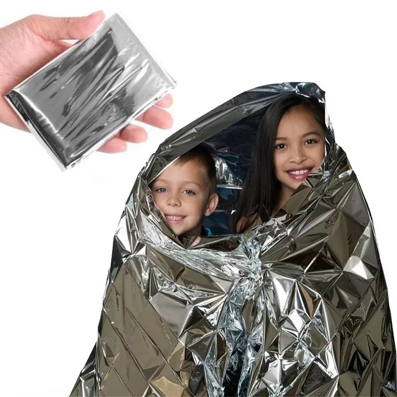 Водонепроницаемое аварийное од – обзор и цена Survival Blanket Reflective
